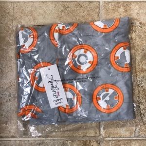 Ambrie Curvy Capri Star Wars Inspired Leggings